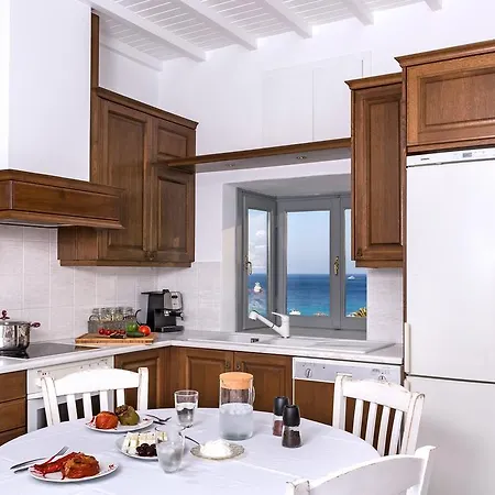 Bay Bees Sea View & Homes Aparthotel