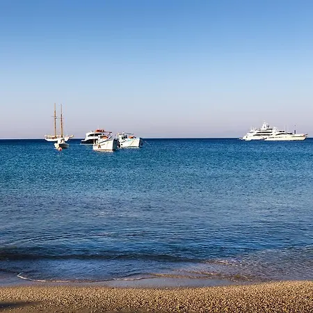 Bay Bees Sea View & Homes 3*