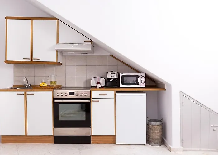 Bay Bees Sea View & Homes Platísz Jalósz