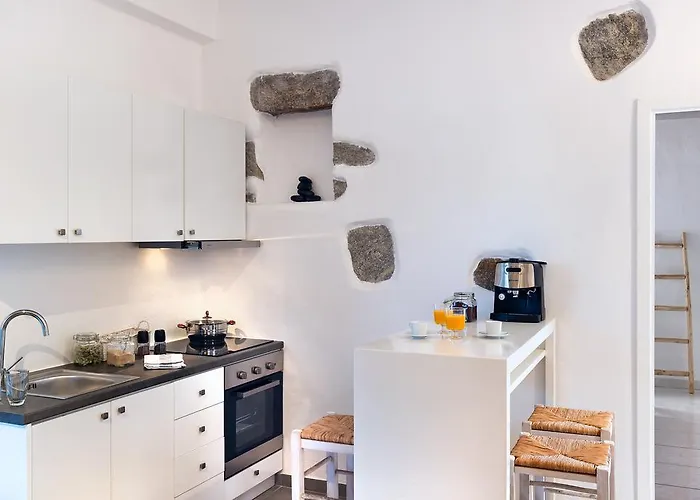 Bay Bees Sea View & Homes