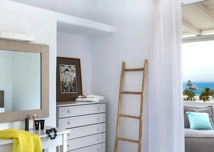 Apartmanhotel Bay Bees Sea View & Homes 3*