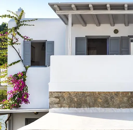 Bay Bees Sea View & Homes Apartmanhotel 3*