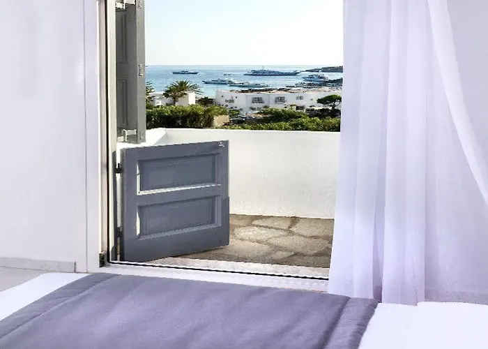 Apartmanhotel Bay Bees Sea View & Homes 3*