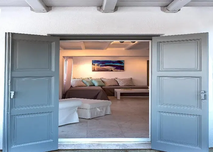 Apartmanhotel Bay Bees Sea View & Homes 3*