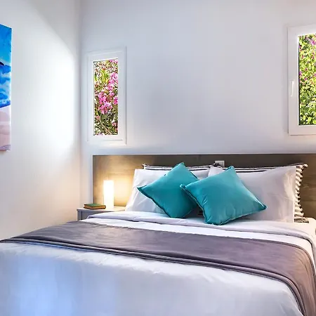 Bay Bees Sea View & Homes Aparthotel