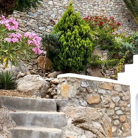 Aparthotel Bay Bees Sea View & Homes 3*