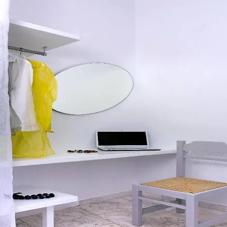 Bay Bees Sea View & Homes 3* Platys Gialos (Mykonos)